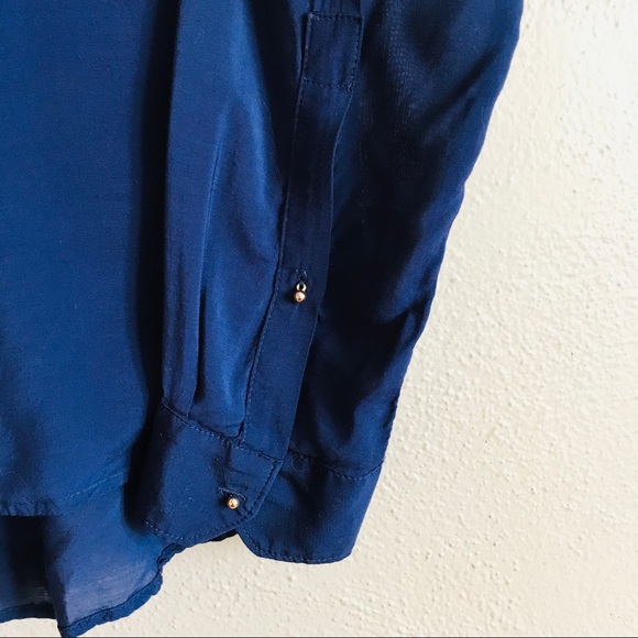 Zara Woman’s Blue Long Sleeve V-neck Blouse - Picture 6 of 6